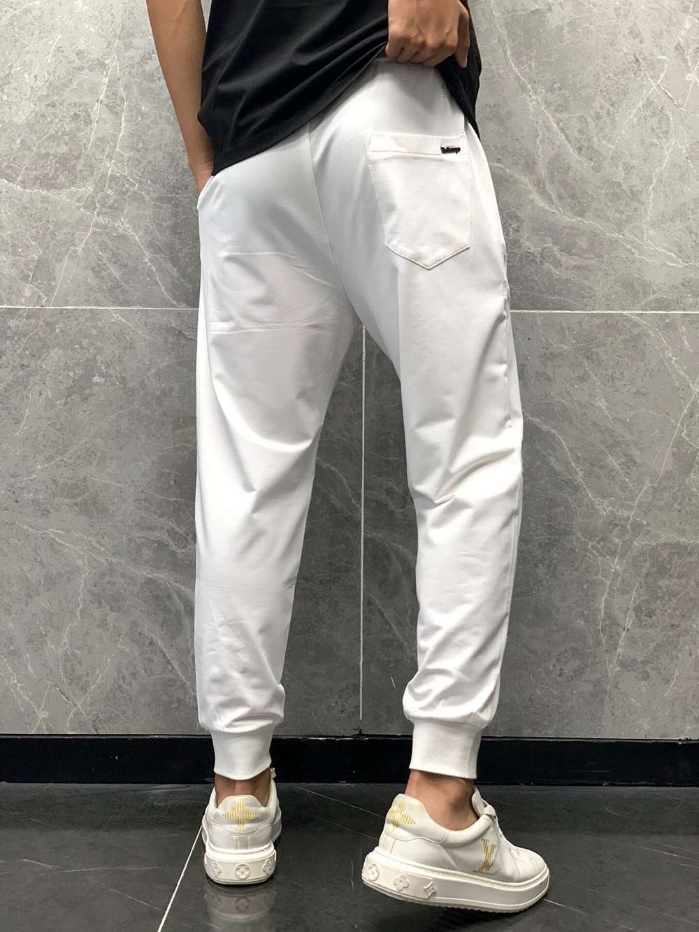 Bur-erry Trousers JP9618685